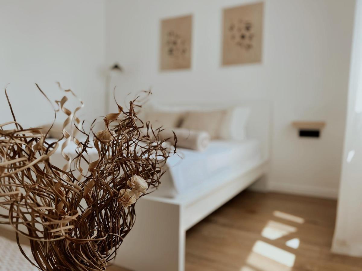 Dawn & Dusk - Modern Two Bedroom Apartment With Mountain Views Cilipi Luaran gambar